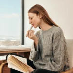 Revitalizing Eye & Lip Massager IYO 40000005 - Image 3